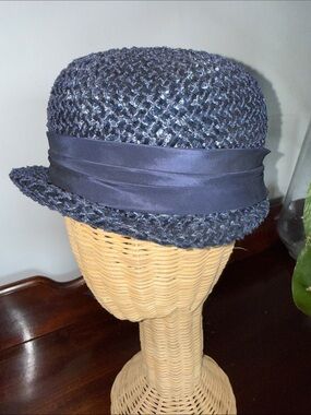 Vintage Straw Cloche Hat, Bubble Hat, 1960s Hat, Millinery,Mod, Kentucky Derby,